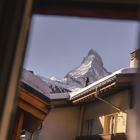 Guesthouse By The Rex Церматт Экстерьер фото